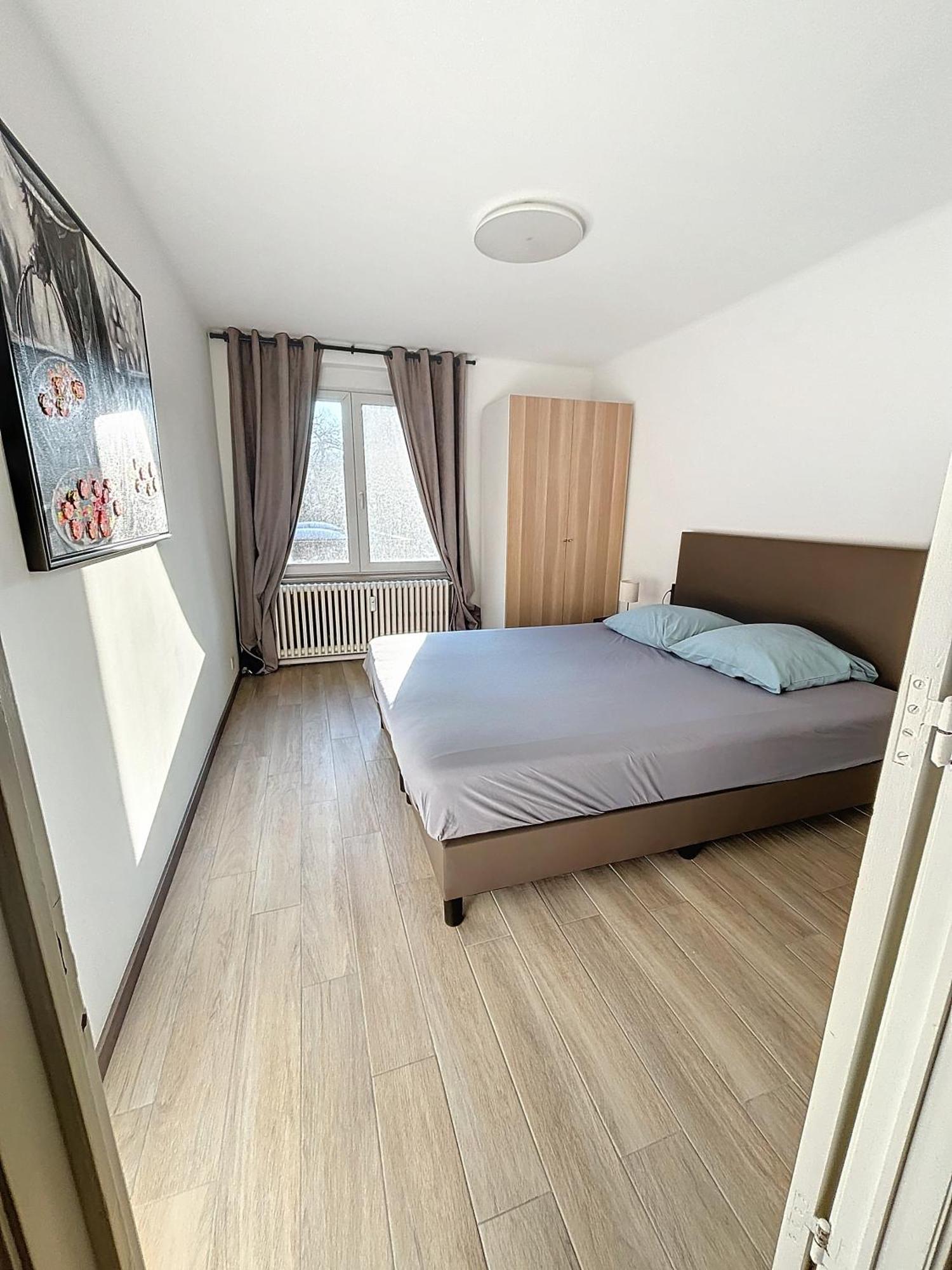 Nomad Apartments - Henin Шарлероа Стая снимка