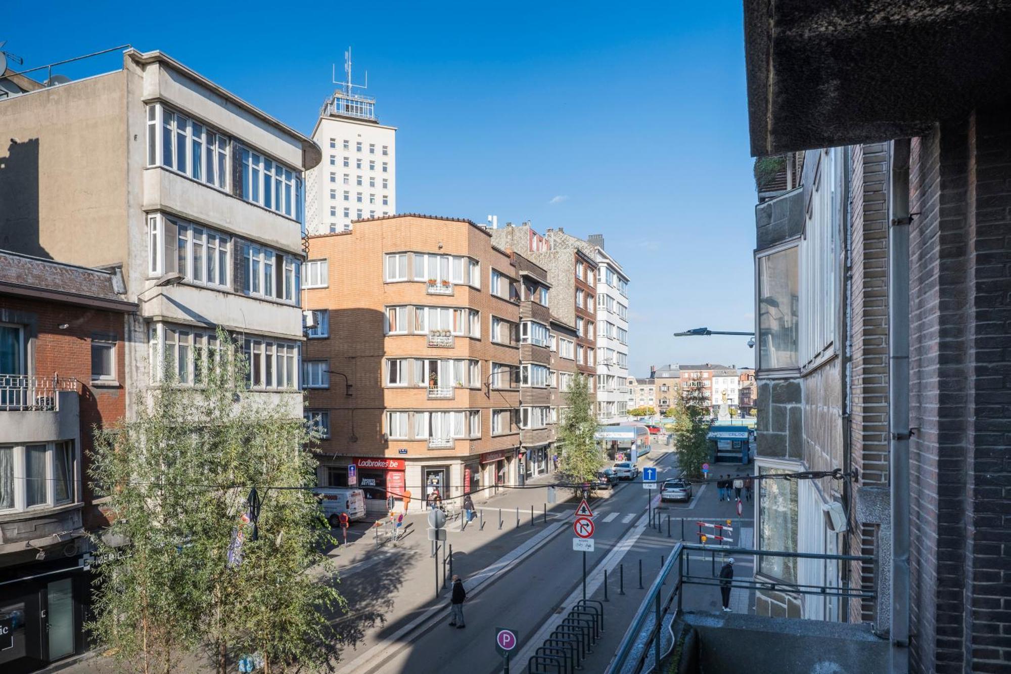 Nomad Apartments - Henin Шарлероа Стая снимка
