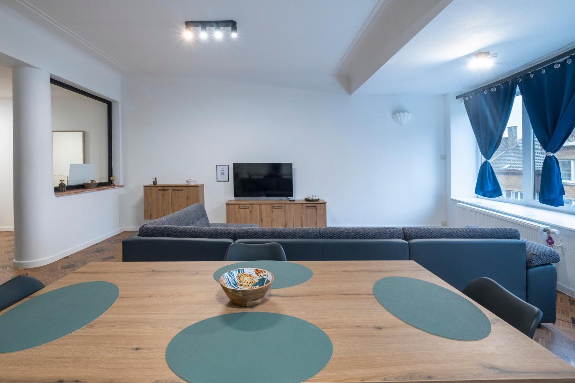 Nomad Apartments - Henin Шарлероа Стая снимка