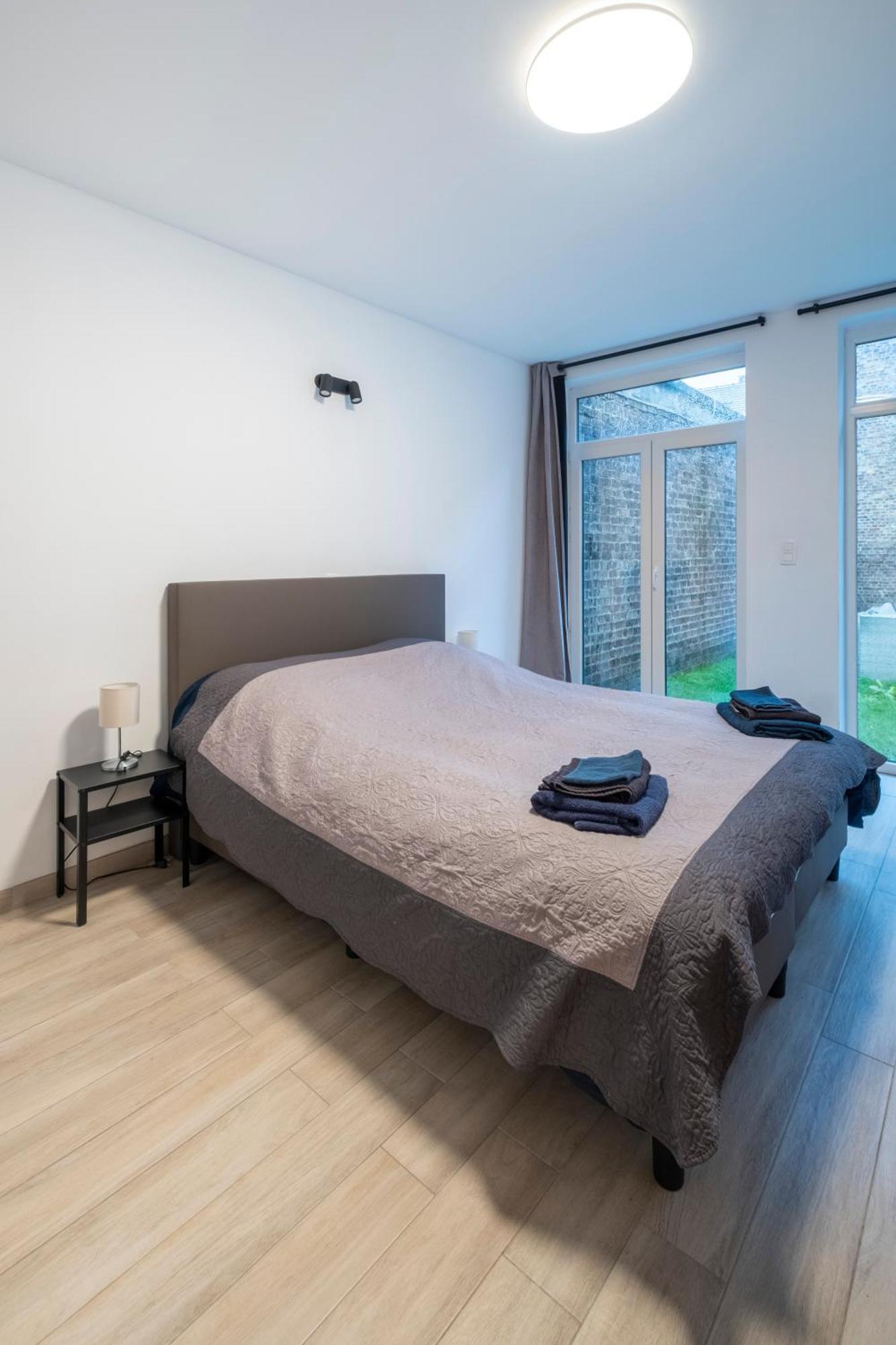 Nomad Apartments - Henin Шарлероа Стая снимка