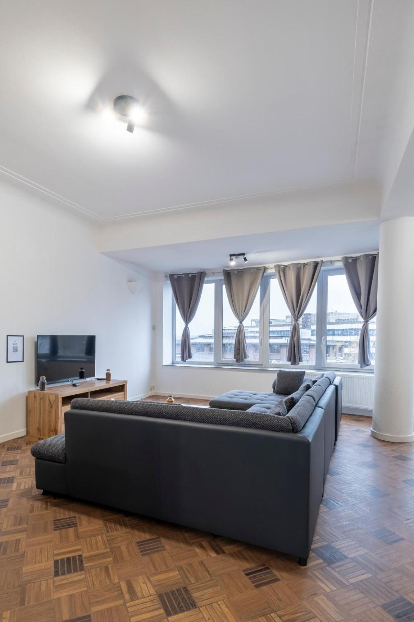 Nomad Apartments - Henin Шарлероа Стая снимка