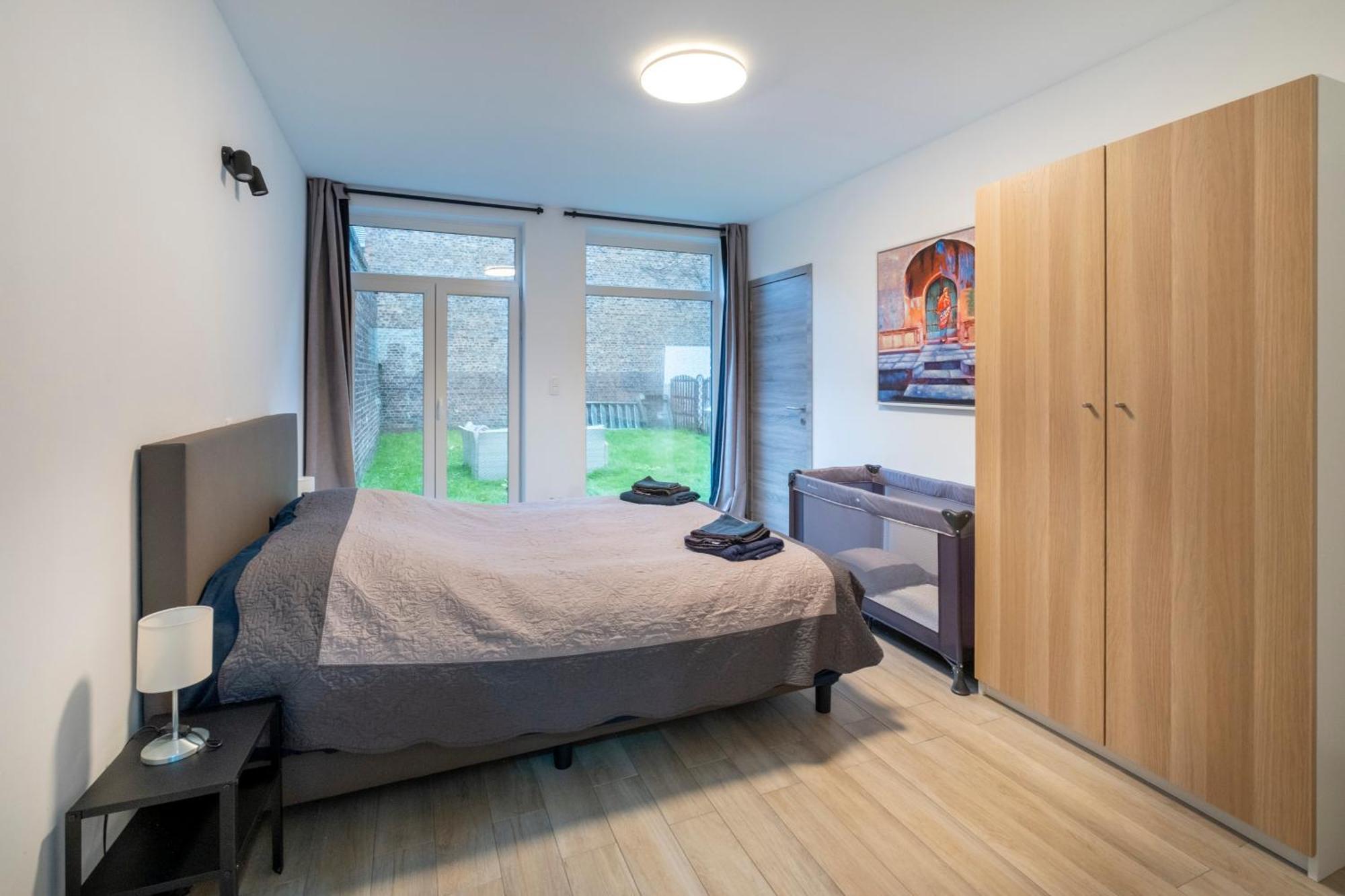 Nomad Apartments - Henin Шарлероа Стая снимка