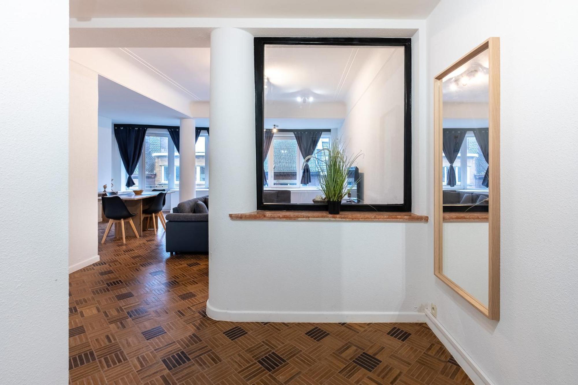 Nomad Apartments - Henin Шарлероа Стая снимка